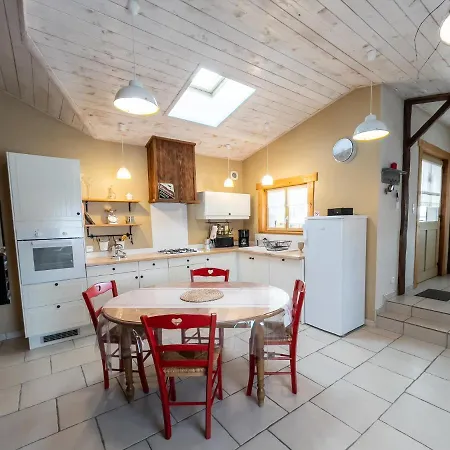 Vakantiehuis Le Vieux Grenier *